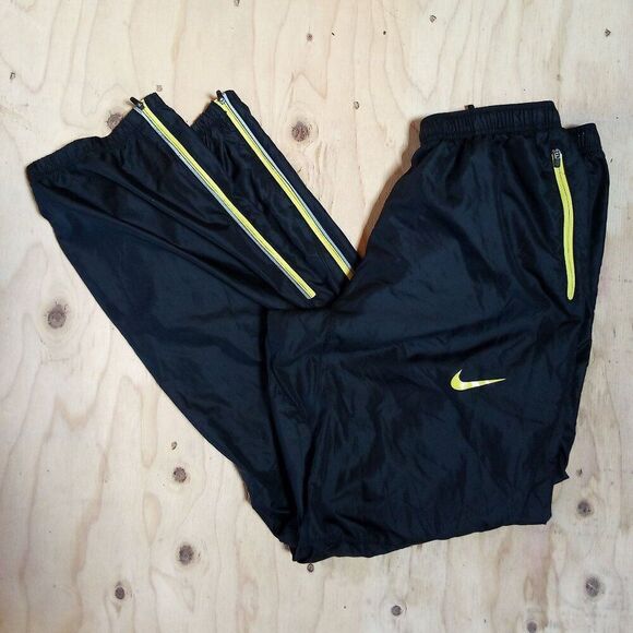 Vintage Nike Oregon Ducks Mesh Lined Wind Pants Joggers Trainers - Picture 1 of 7